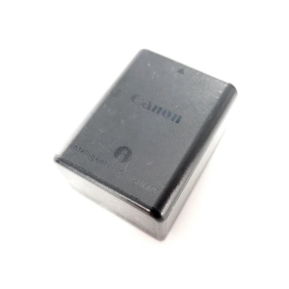 Canon VIXIA HF R600 HD Camcorder 57x Zoom w/ Battery Charger Box Manual Tested